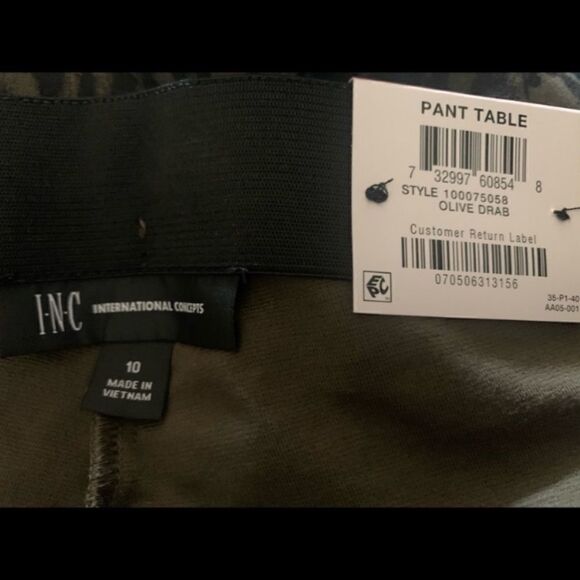 🎄INC Animal Print Skinny Pants - Picture 5 of 5